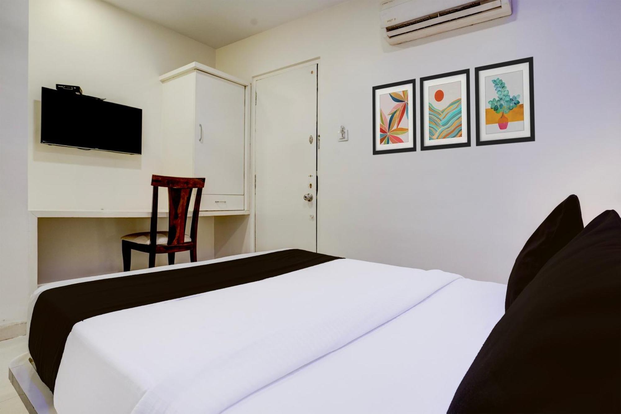 Hotel O Golden Star Mumbai Ngoại thất bức ảnh